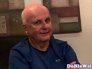 Real housewife facialized in front of hubby