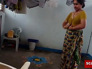 desi with hairy armpit wears saree after bath